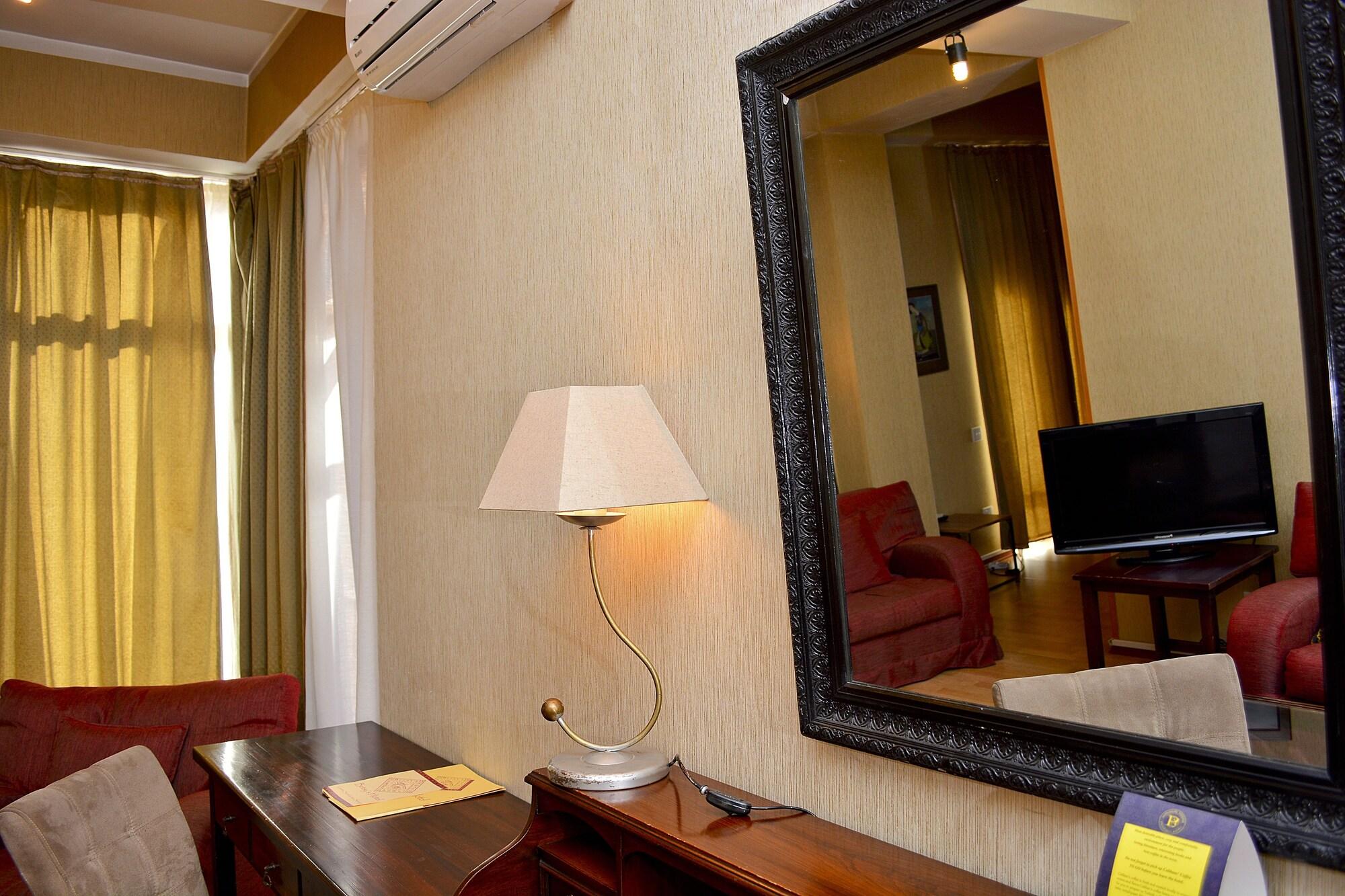 Urban Lodge Hotel Rooms And Suits Tbilisi Exteriér fotografie