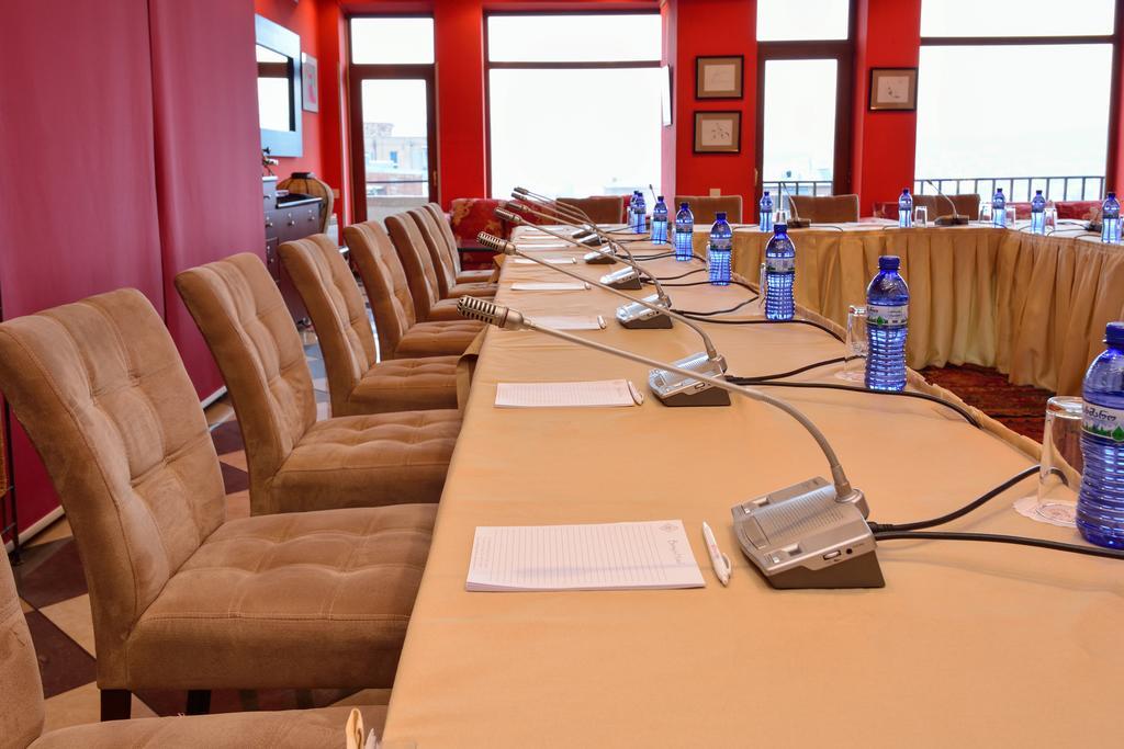 Urban Lodge Hotel Rooms And Suits Tbilisi Exteriér fotografie